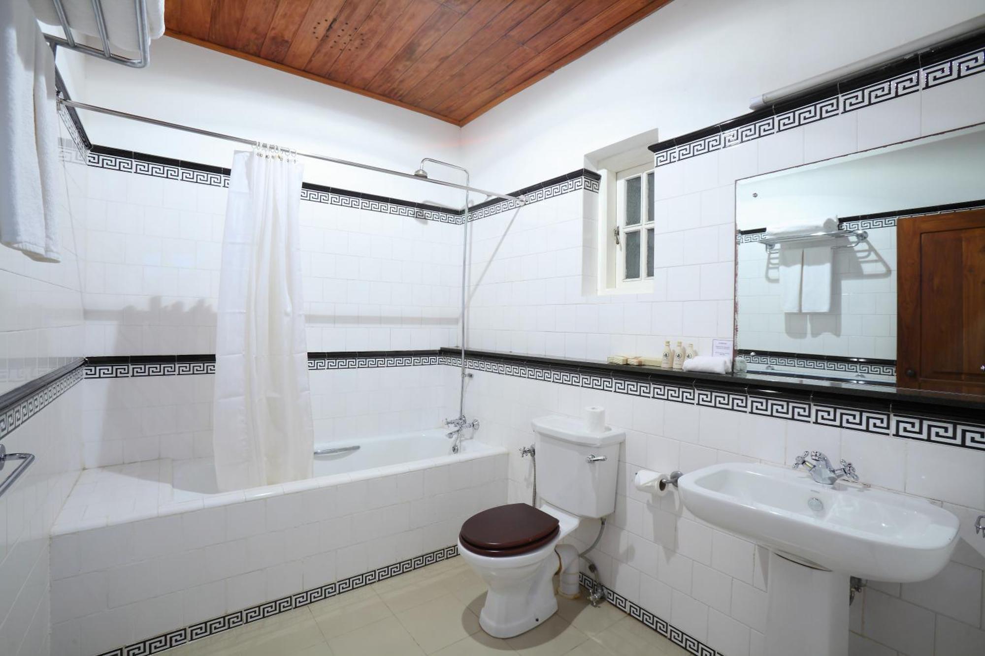 The Sanctuary At Tissawewa Hotel Anuradhapura Luaran gambar