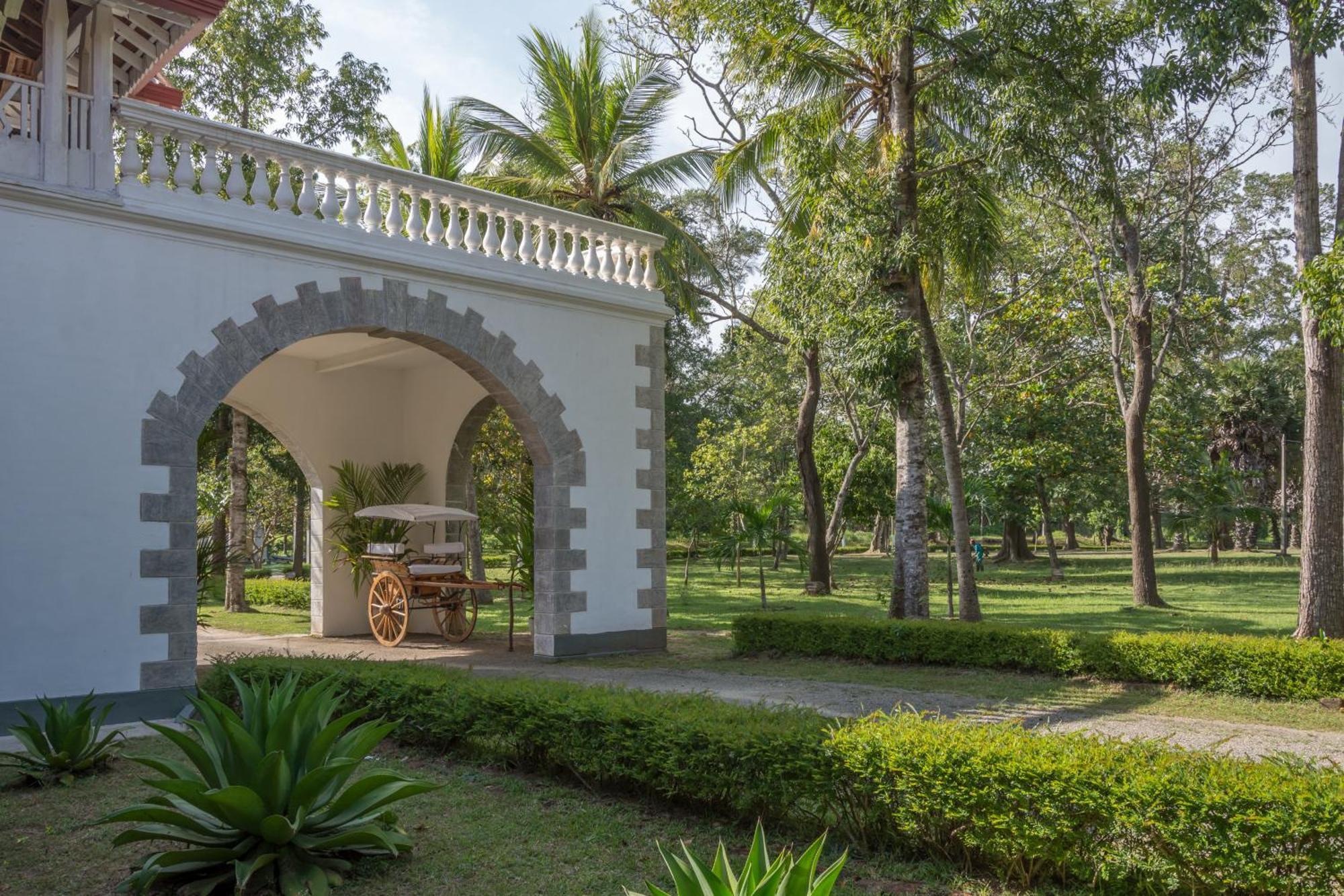 The Sanctuary At Tissawewa Hotel Anuradhapura Luaran gambar